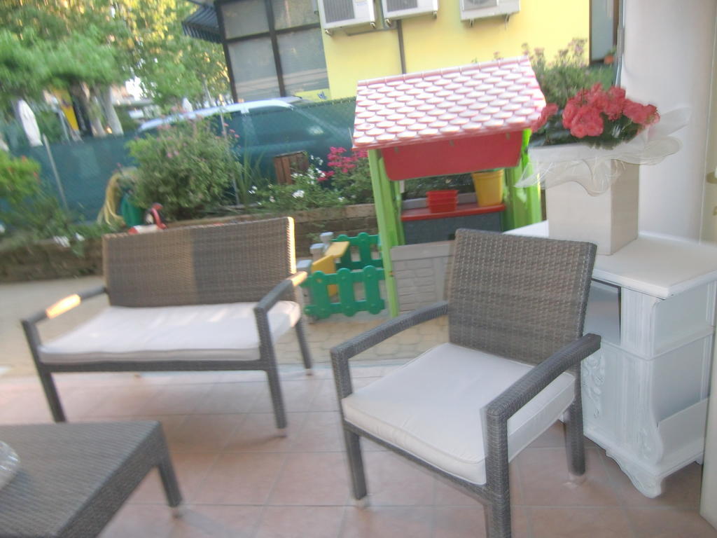 Hotel Explorer Cervia Exterior photo