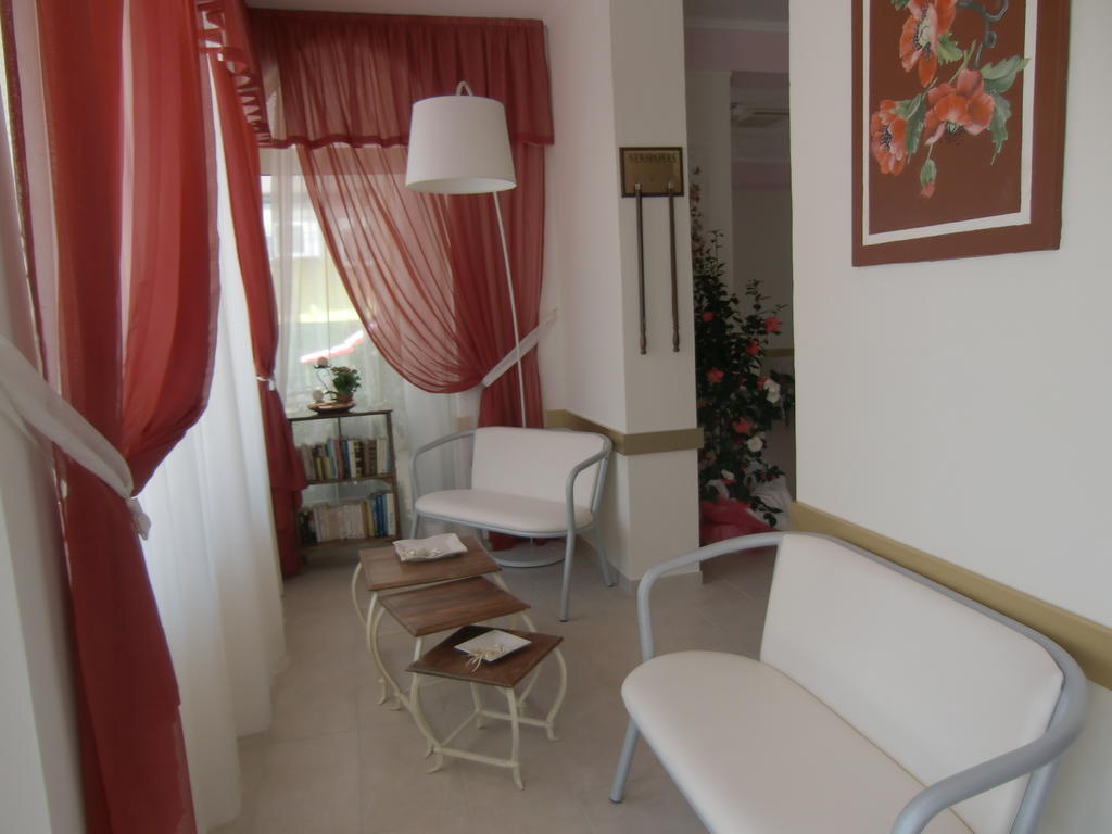 Hotel Explorer Cervia Exterior photo